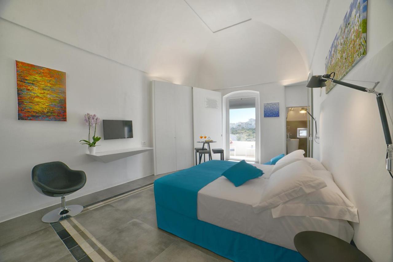 Sunshine Luxury Rooms Остуни Экстерьер фото