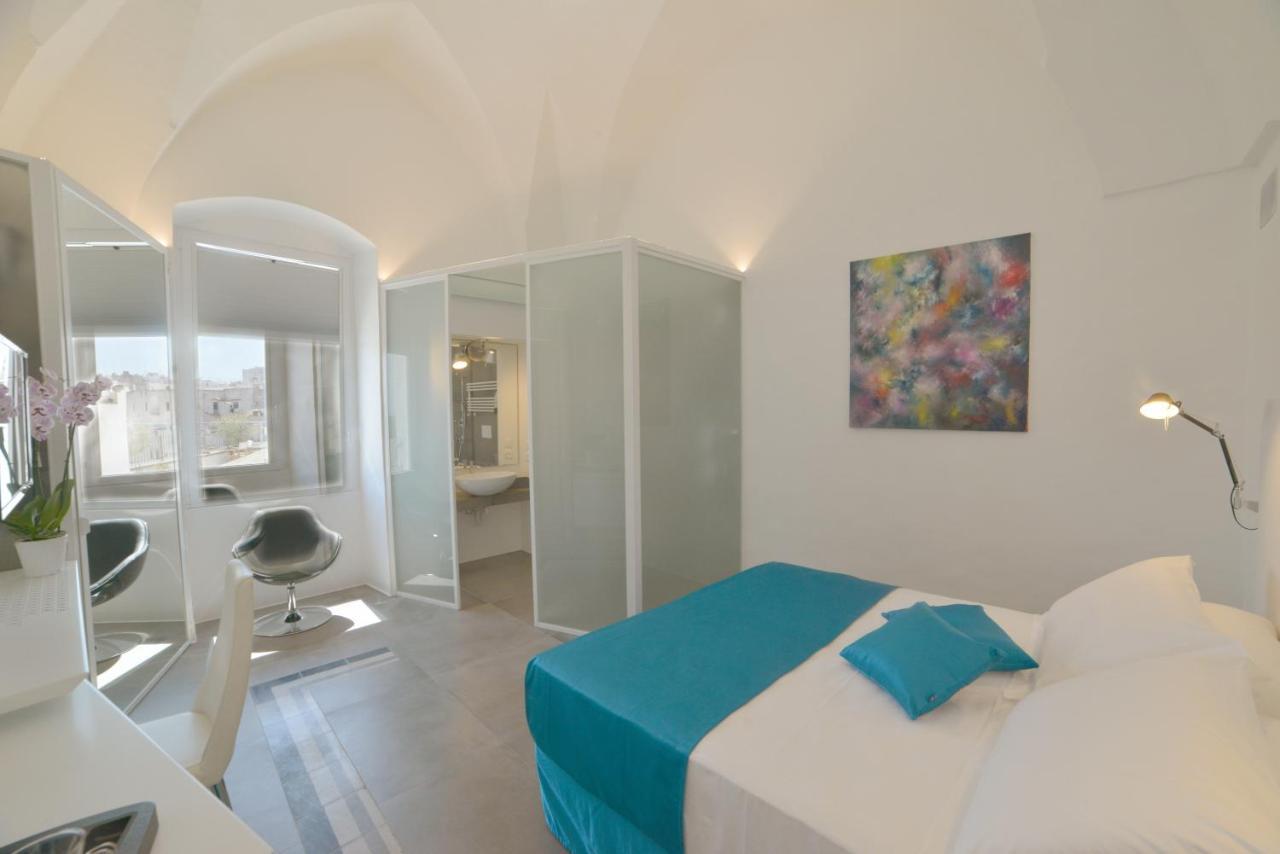 Sunshine Luxury Rooms Остуни Экстерьер фото